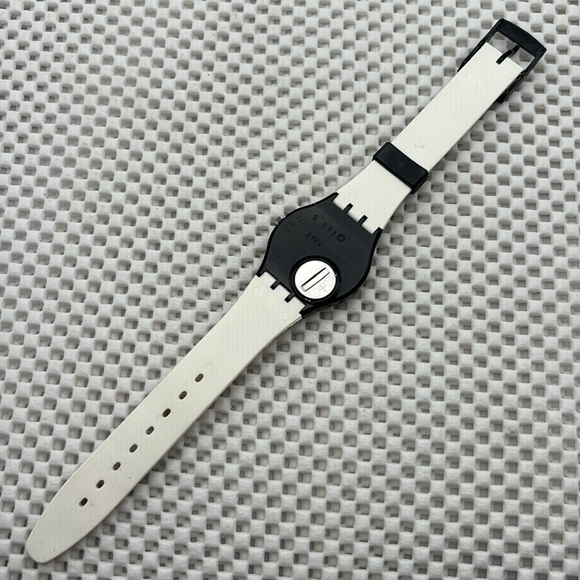 Swatch Watch - GB163 - BLACK LETTER - Picture 6 of 9